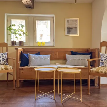 Holiday home 6p 3b Berneau Entertainment Retreat
